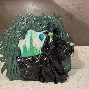 Wicked For Good 2025 Elphaba Popcorn Bucket Cinemark AMCTheaters IN HAND